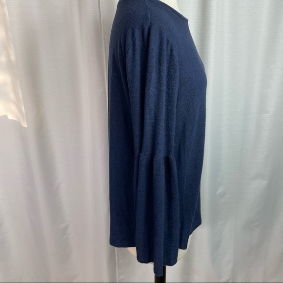 Gibson Navy Bell Sleeve Cozy Fleece Pullover - Picture 7 of 11
